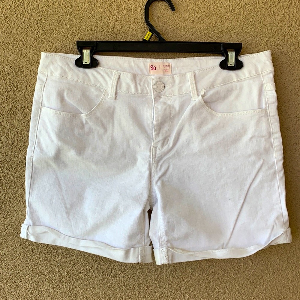 SO White Jean Shorts size 18 Plus